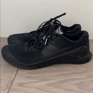 Nike Metcon 4 Sz 7.5 Black/Silver LIKE NEW